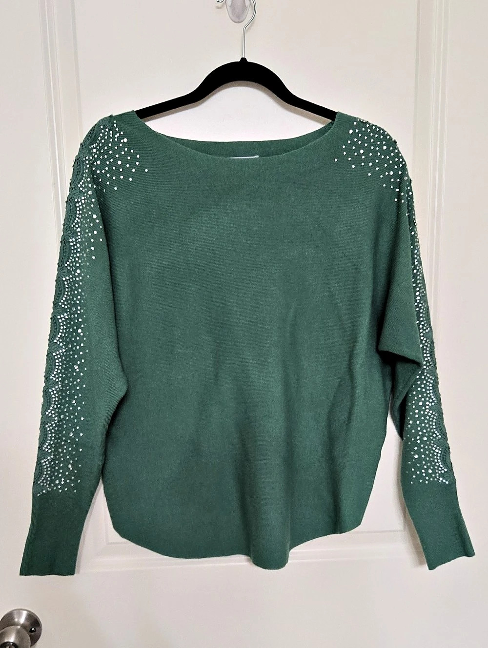 LIV Milano Green Embellished Sleeve Sweater Size Medium